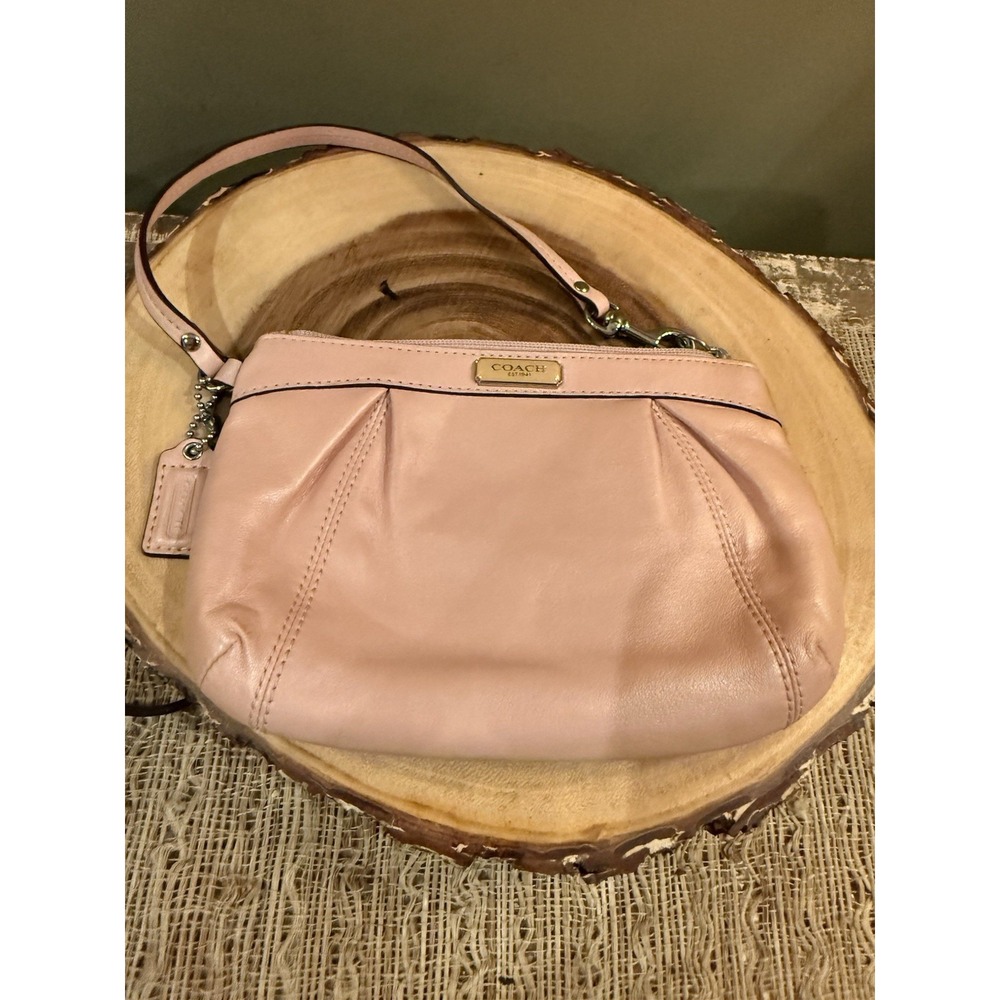 Vintage Coach Blush Baby Pink Pleated Wristlet Zip Mini Bag Detachable Strap New